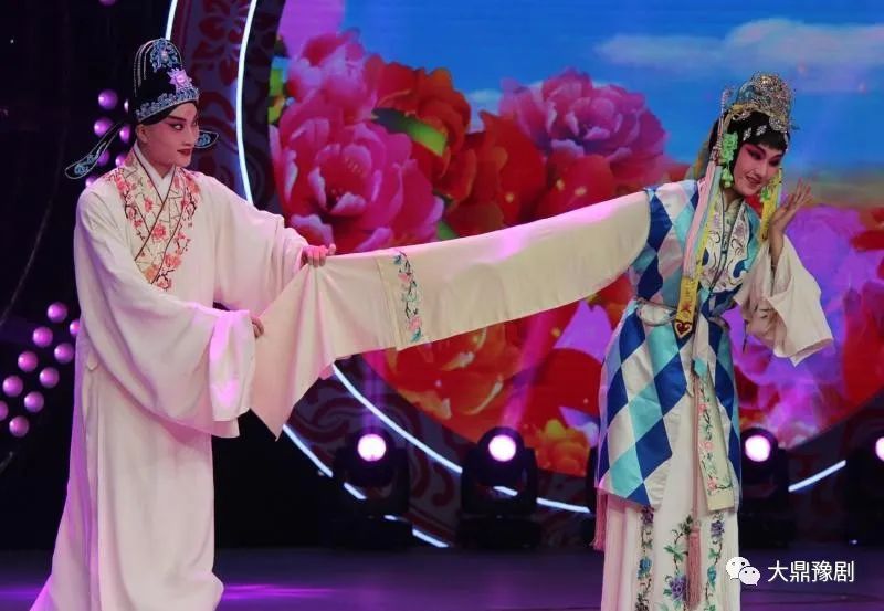 豫剧《风流才子.赏画.点秋》李鹏杰演唱 (http://www.xifumi.com/) 校内新闻 第3张