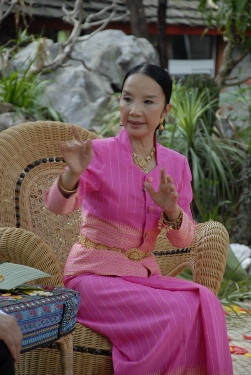 视频专访：“中国第一位孔雀公主”刀美兰从艺50载 (http://www.xifumi.com/) 行业新闻 第1张