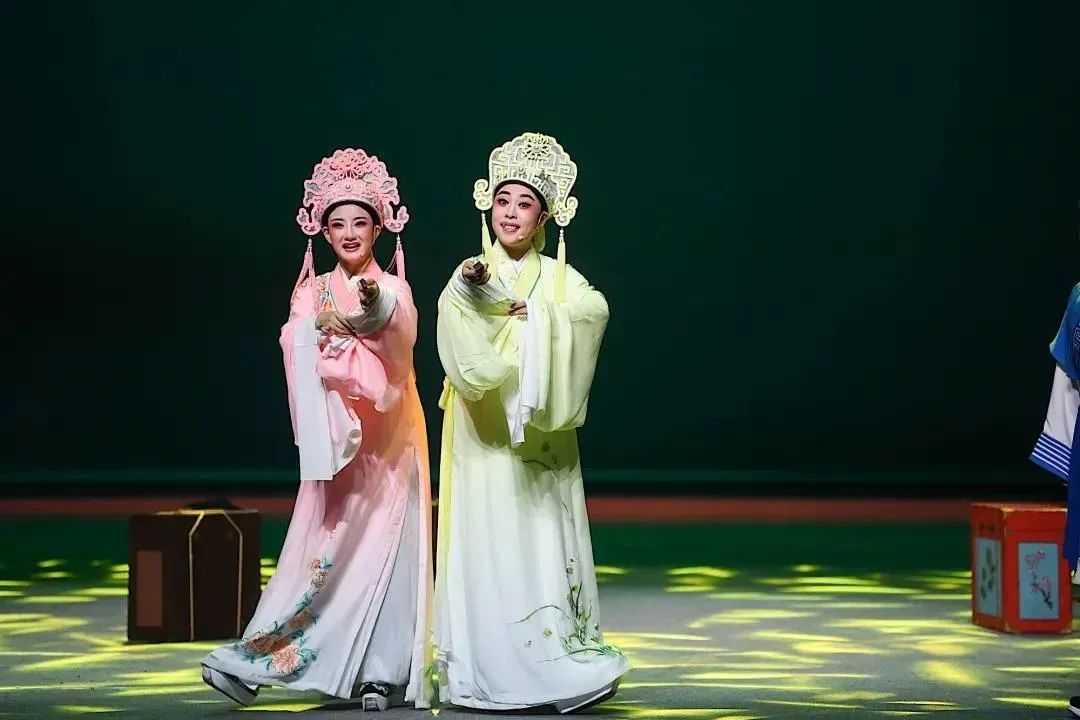 复排传统戏不等于新瓶装旧酒 (http://www.xifumi.com/) 校内新闻 第8张