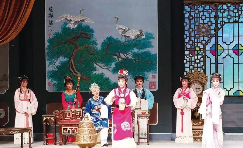 复排传统戏不等于新瓶装旧酒 (http://www.xifumi.com/) 校内新闻 第2张