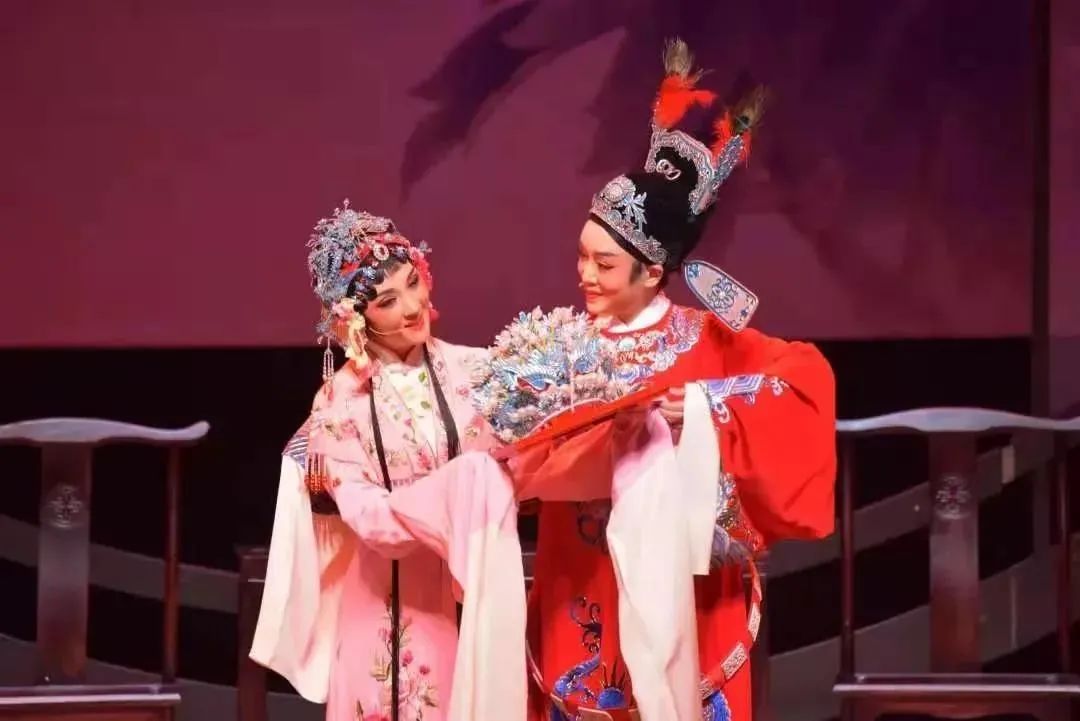 复排传统戏不等于新瓶装旧酒 (http://www.xifumi.com/) 校内新闻 第4张