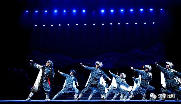 高歌一曲颂战神——《杨靖宇》亮相第十届黄河戏剧节 戏曲新闻 第17张-河南豫剧学校-郑州市戏曲中专学校-河南哪里教豫剧 高歌一曲颂战神——《杨靖宇》亮相第十届黄河戏剧节 (http://www.xifumi.com/) 戏曲新闻 第17张