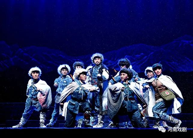 高歌一曲颂战神——《杨靖宇》亮相第十届黄河戏剧节 戏曲新闻 第16张-河南豫剧学校-郑州市戏曲中专学校-河南哪里教豫剧 高歌一曲颂战神——《杨靖宇》亮相第十届黄河戏剧节 (http://www.xifumi.com/) 戏曲新闻 第16张
