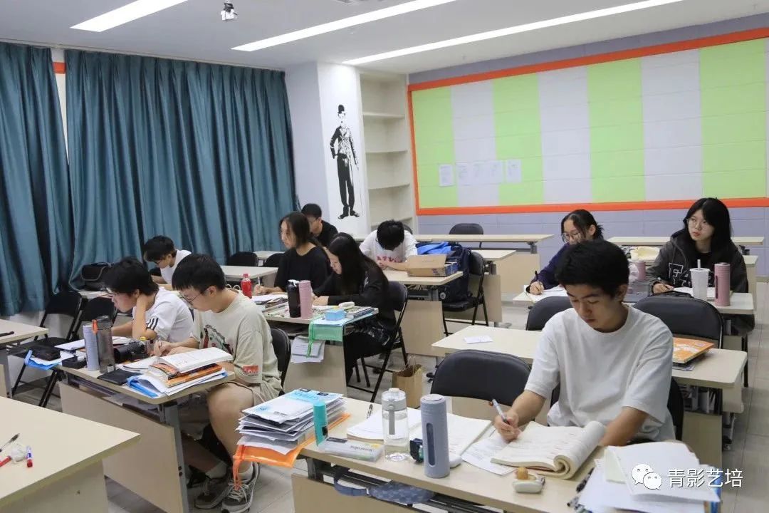 戏剧影视导演考什么？能上什么大学？这份艺考指南请收藏！ (http://www.xifumi.com/) 戏曲新闻 第2张