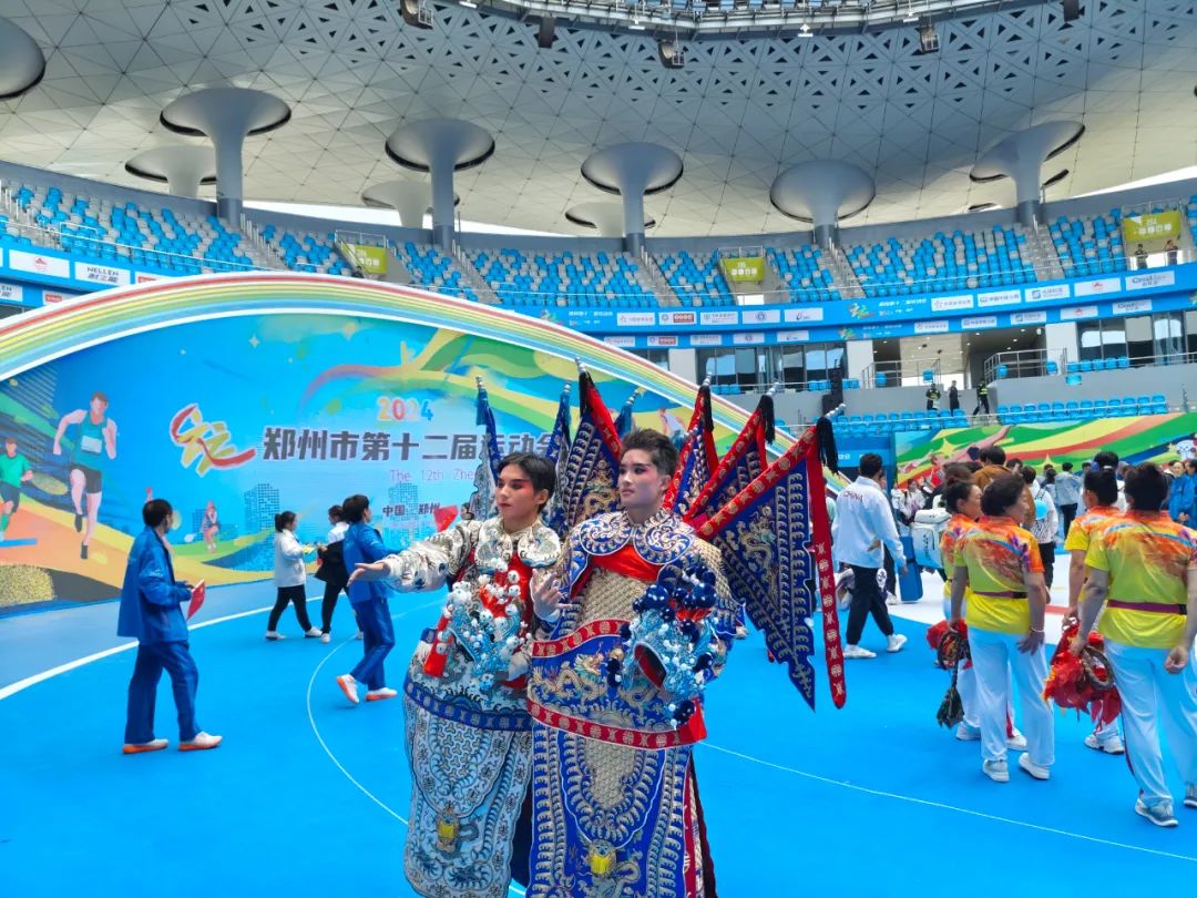 喜迎盛会：我校二十余名师生参加郑州市第十二届运动会开幕式 (http://www.xifumi.com/) 校内新闻 第9张