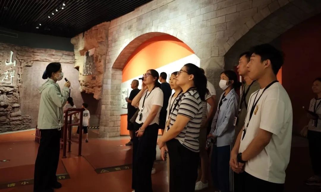 学习红旗渠精神，汲取红色力量​ (http://www.xifumi.com/) 校内新闻 第4张