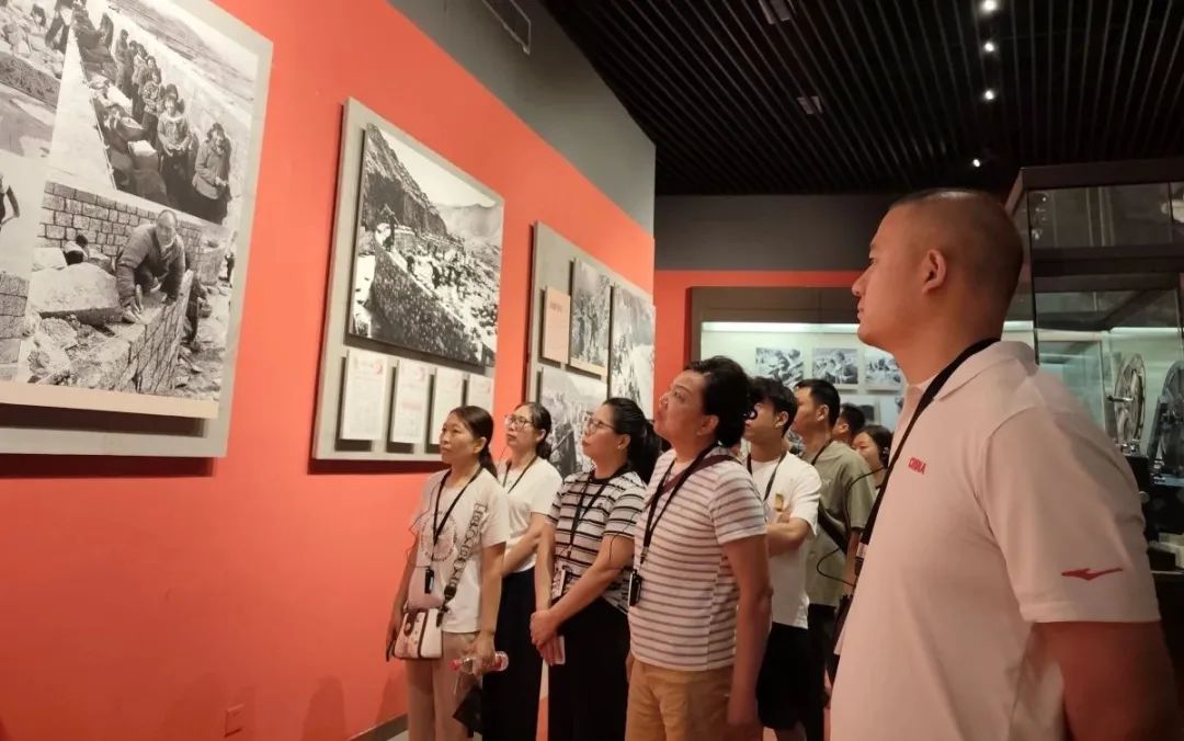 学习红旗渠精神，汲取红色力量​ (http://www.xifumi.com/) 校内新闻 第3张